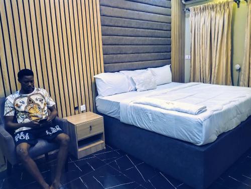 Thirdland view hotel and suites in Asaba