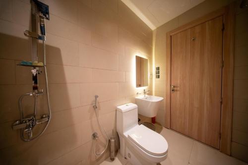 3BR Apt with balcony and terrace and BBQ, Riad (Foto 3)