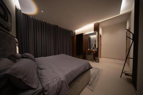3BR Apt with balcony and terrace and BBQ, Riad (Foto 10)