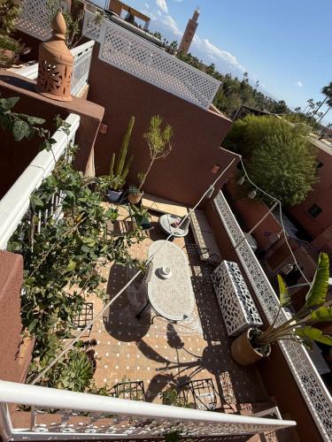 LE 21, EXCLUSIVE LUXURY DUPLEX 400m FROM JEMAA EL FNA PLACE -HAMMAM-JACUZZI-KOUTOUBIA VIEW-ROOF TERRACE -SPEED WIFI, Marrakech (foto 3)