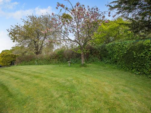 Exterior view, Osmore Orchard in Chard