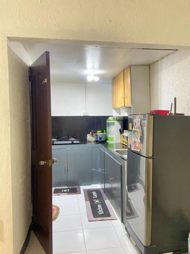 Kitchen, Chill and Spacious 2BR Stay Davao with WiFi and Parking near Philippine Eagle Center