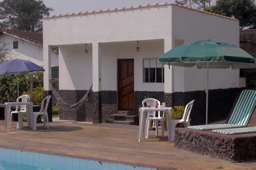 Praia, piscina, churrasco e convívio com animais (Praia, piscina, churrasco e convivio com animais) in บัลเนียริโอไกโวตัส