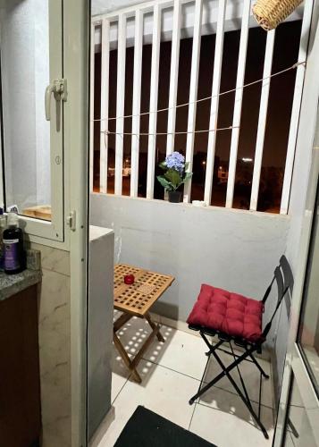 Facilities, Charming Bright Apartment with Self Check-In, Netflix, High Speed Wi-Fi & Private Parking, perfect f in Al Mohammadi