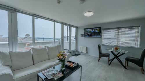 貝拉維斯塔自助式套房酒店 (Bella Vista Hotel & Self Catering Suites) in 科布