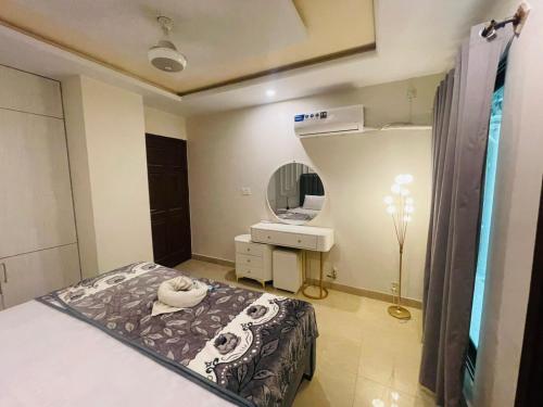 Modern 2BHK Islamabad - image 12