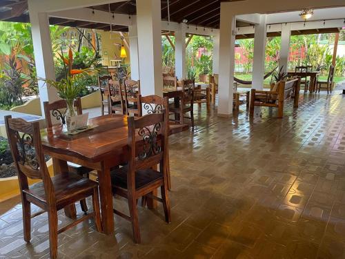 Facilities, Hotel Pura Vida in Puerto Viejo de Talamanca