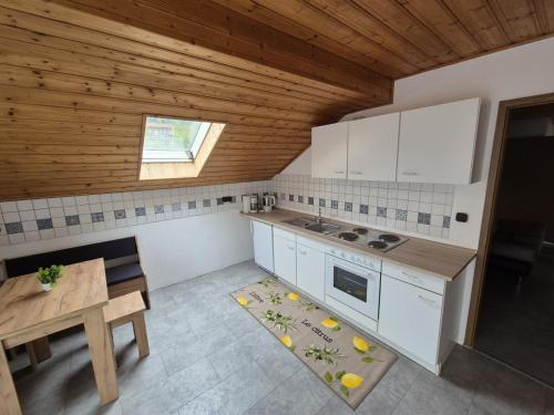 virtuve, Ferienwohnung am Pinzigberg in Auerbach in der Oberpfalz