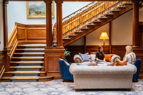 Lobby, Milton Hill in Abingdon