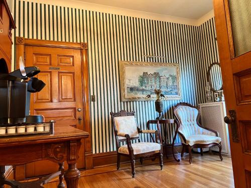 Historic Hutch House - 숙소 외관
