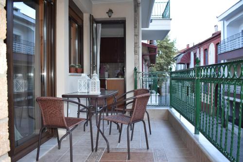 balkong/terrass, STRAVOS-PLATANOS apartement in Naousa