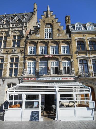 B&B Ypres - Hotel Old Tom - Bed and Breakfast Ypres