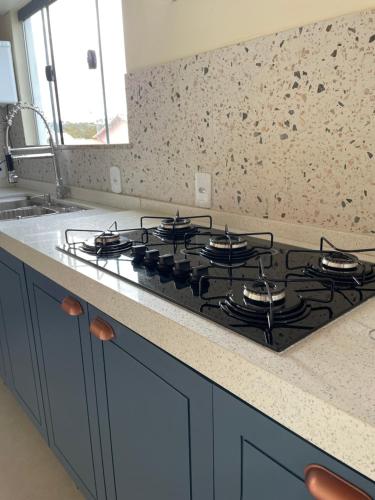 Casa dentro de condomínio, super equipada, tranquila e de ambiente familiar (Casa dentro de condominio, super equipada, tranquila e de ambiente familiar) in Fazendinha