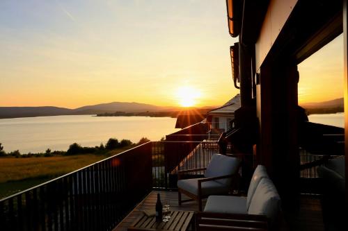 Sunset Apartments in Frymburk