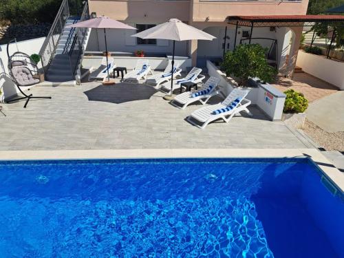 Vila Leona, Rogoznica (photo 3)