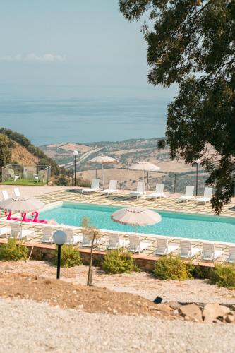 Azienda Agricola Bontà della Terra (Azienda Agricola Bonta della Terra) in Caronia (Sicily)
