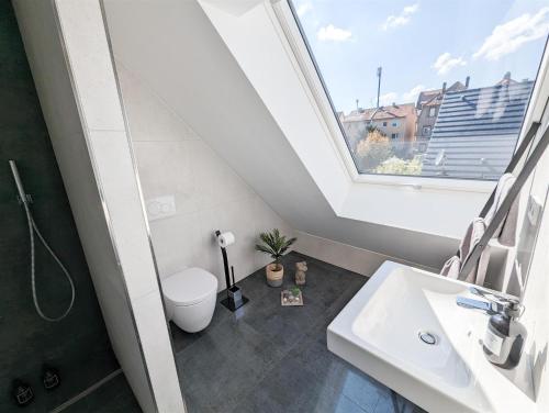 ALFA Stuttgart Studio-Apartment 2 Betten Küche Bad l SmartTV WIFI l Porsche & Bosch l 2 Beds Kitchen Bath BS21A11, Stuttgart (Foto 10)