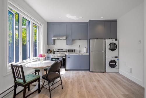 Dunbar Brand-new laneway house