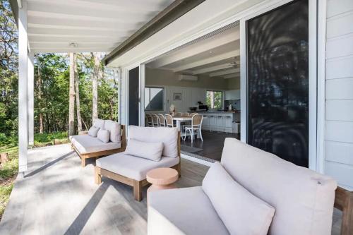 Farm Retreat with Ocean Views, Fireplace & Bath in Willow Vale