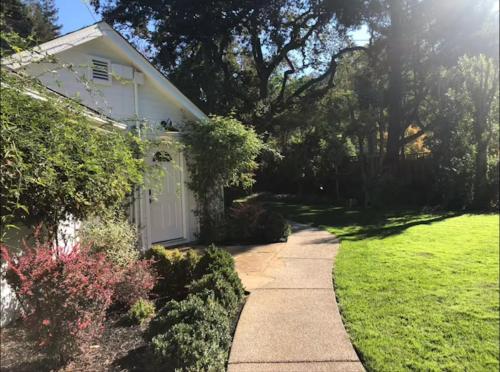 Hacienda Studio in Walnut Creek (Kalifornia)