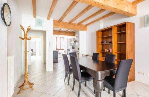 Room Santo Stefano in เรจจิโอ เอมิเลีย