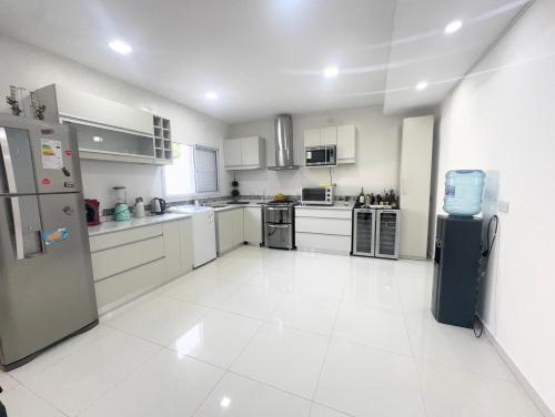 CASA MODERNA en Barrio