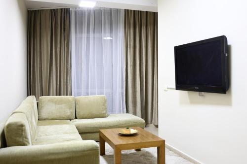 Cozy Family Suite near Delijorgji, Tirana