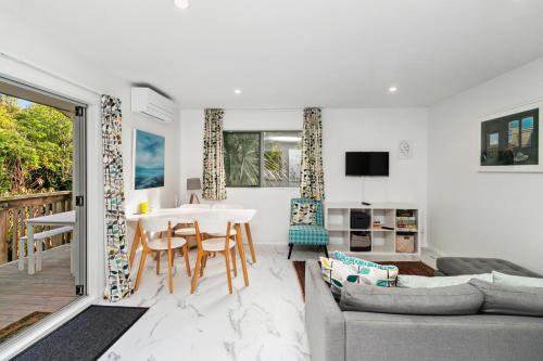 Kererū Cabin (Kereru Cabin) in เกาะไวฮิกิ