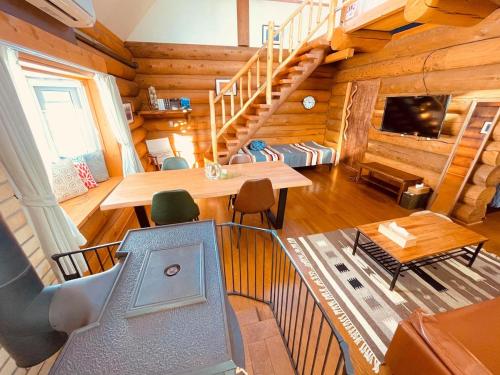 Komaba lodge