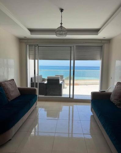 Appartement sur belle résidence avec piscine