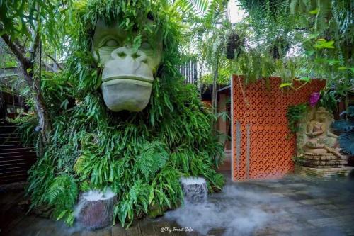 Laan Mai Fai Chang Resort