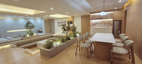 Geojedo Gohyeon Hotel Vibe in Geoje-si