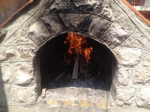  Apartments Mara Bela in Karlobag