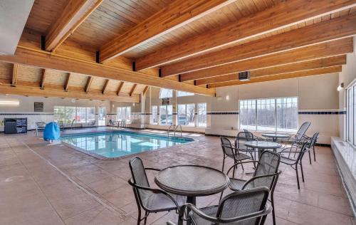 Best Western Plus Spirit Mountain Duluth - image 11