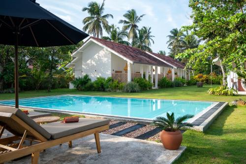 สระว่ายน้ำ, SĀMA Ahangama (SAMA Ahangama) in อาหันคาม