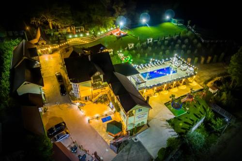 PENSIUNEA MIHAELA-Transalpina - Ranca - Novaci