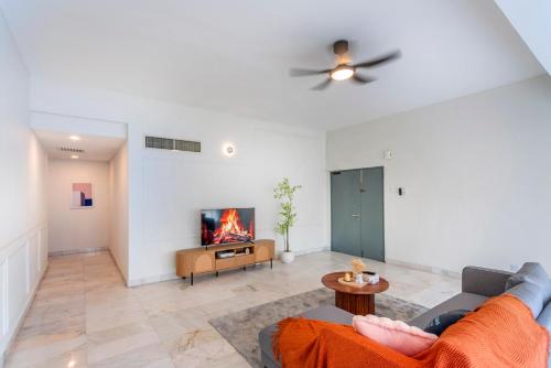 Embassy Villa by Cobnb at Ampang Hilir, Kuala Lumpur