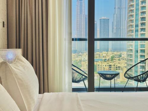 Venduras- Chic 1BR , Burj Views, Sterling by Omniyat, Dubái
