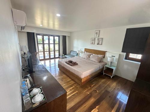 แหลมตุกตา บีช เกาะหมาก (Laem Tukkata beach  Koh Mak) in เกาะหมาก (ตราด)