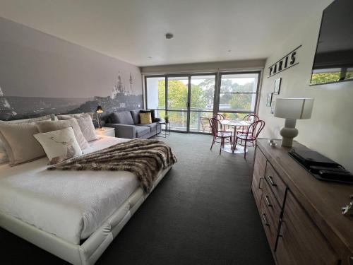 hotel photo