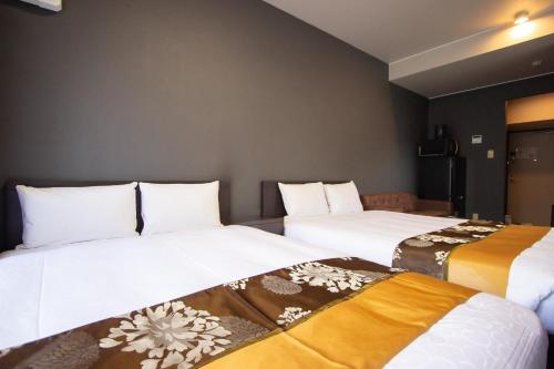 The LANG HOTEL