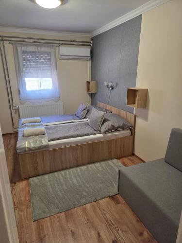 Varadi Apartman in 阿巴德薩洛克