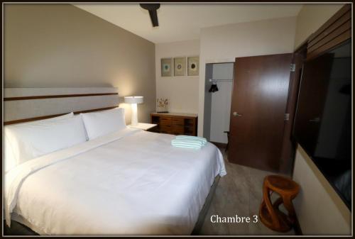 Dawn Beach Club in オイスター ポンド