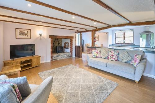 Host & Stay - Coombe Cottage