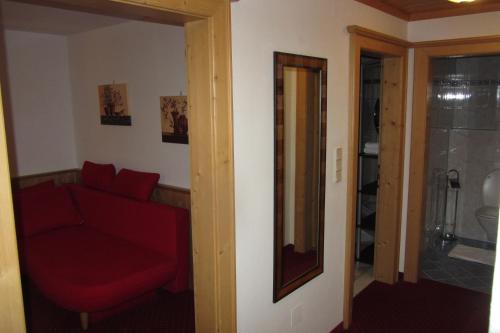 Hotel Garni Landhaus Trenkenbach - image 6