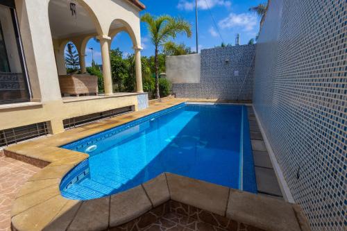 Villa avec piscine et sauna 8 chambres proche commodité et Casa Finance City, Casablanca (Foto 6)