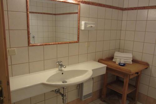 Hotel Garni Landhaus Trenkenbach - image 11