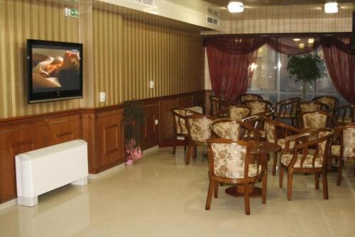 Hotel Elegance - image 3