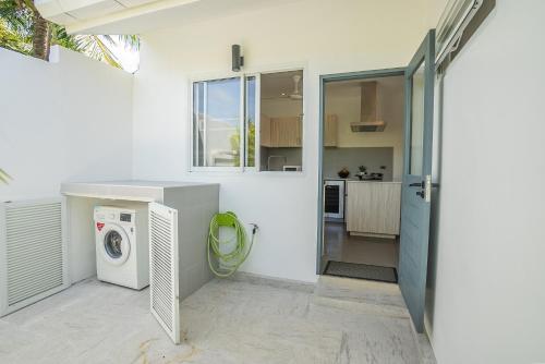 Villa Ayan, Amazing Pool, 2 bedrooms Near Nai harn Beach, Rawai pláž (fotografie 10)