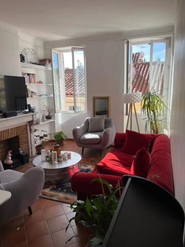 Appartement Cours Julien Proche de la Gare de Marseille Saint Charles Centre Ville, Marsylia